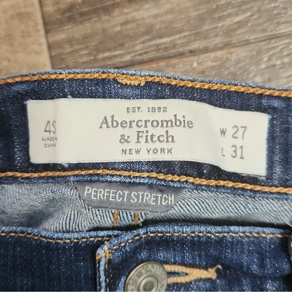 Y2K A&F Bootcut Jeans — 4S - Picture 2 of 2